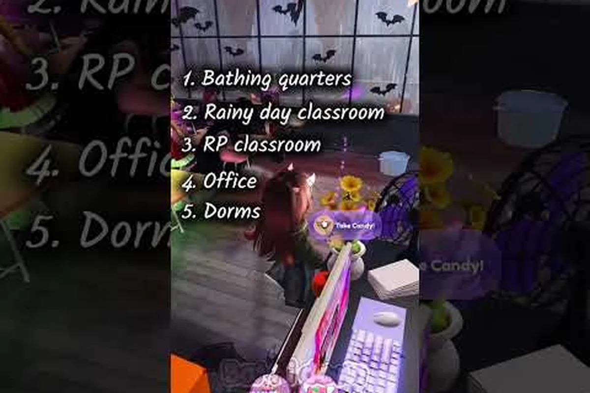 Royale High Royallowen: Candy, Snowflakes, and Haunted Items